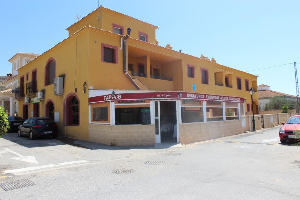 Apartamentos Turisticos Edificio Del Pino Sorbas Exterior foto